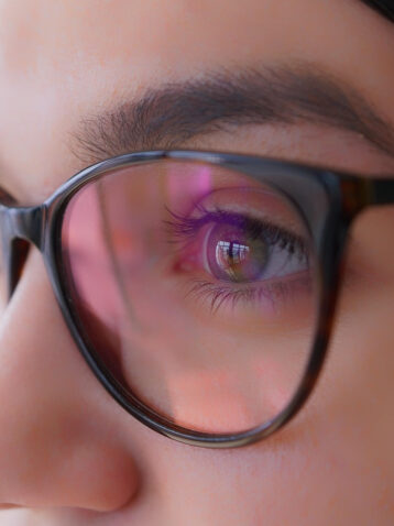 Operacja zaćmy na NFZ – jak wygląda cały proces od skierowania do zabiegu?